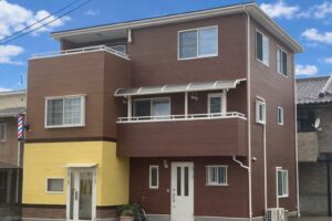 東温市N様　屋根カバー工事＆外壁の色にこだわった3色カラー